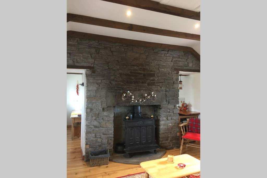 Red Stonecutters Cottage, Doolin Carrowauff Zewnętrze zdjęcie