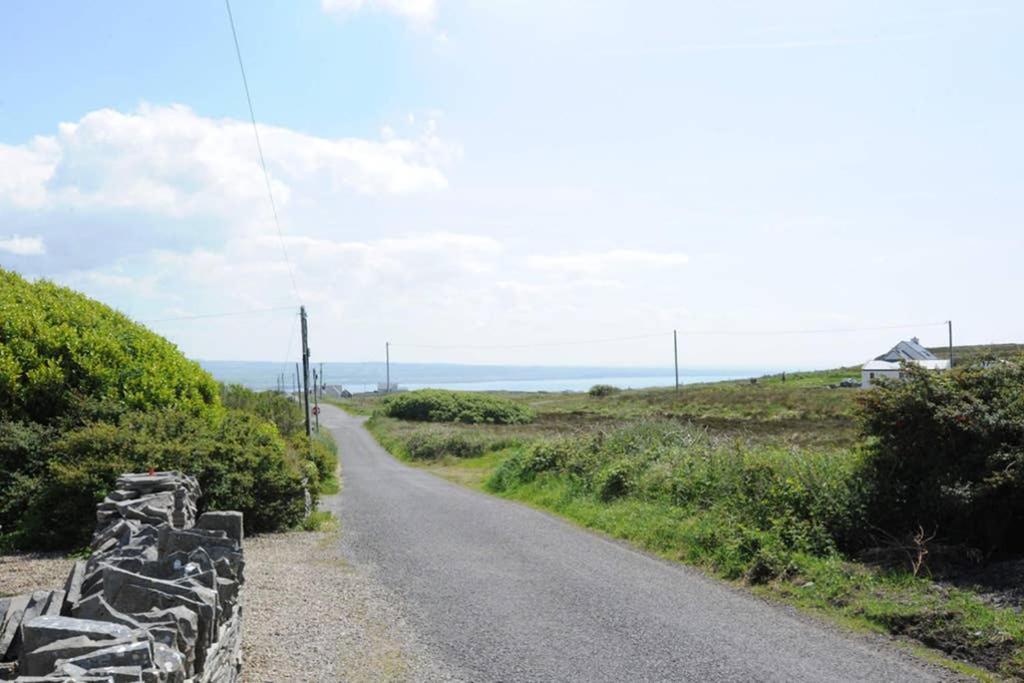 Red Stonecutters Cottage, Doolin Carrowauff Zewnętrze zdjęcie
