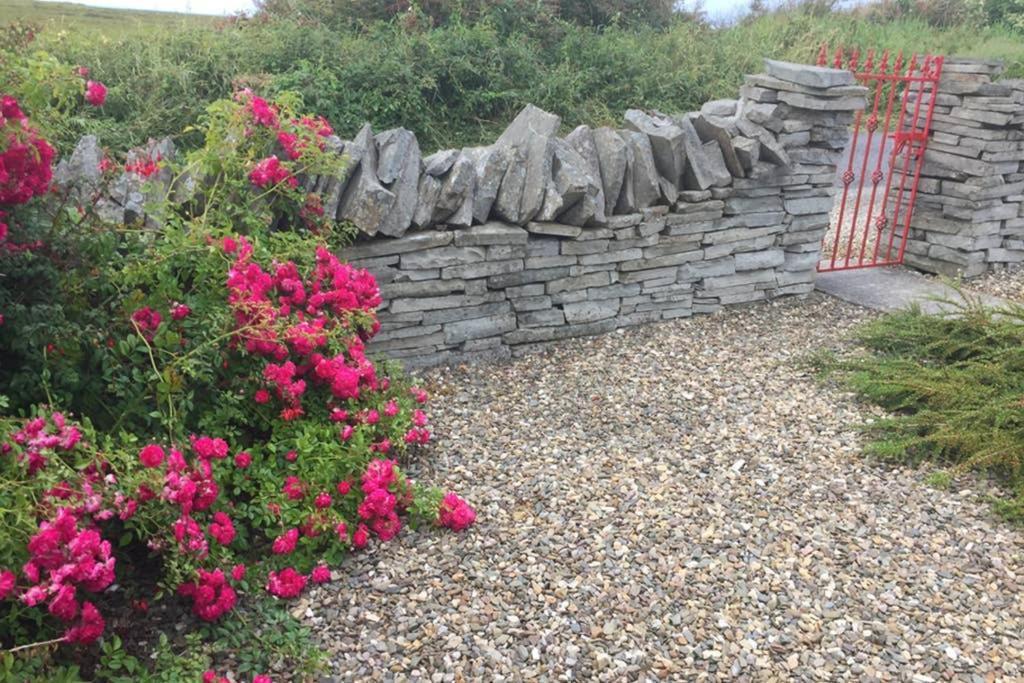 Red Stonecutters Cottage, Doolin Carrowauff Zewnętrze zdjęcie